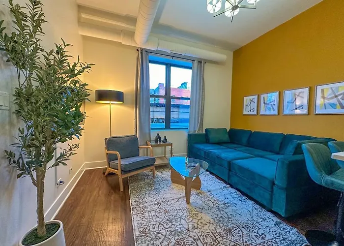 Spacious 420 Friendly 3br In South Loop Near Mccormick Place, Grant Park And Soldier Field With Optional Parking Chicago